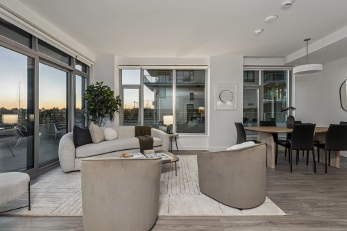 112-755 Harbourside Drive, North Vancouver, BC 