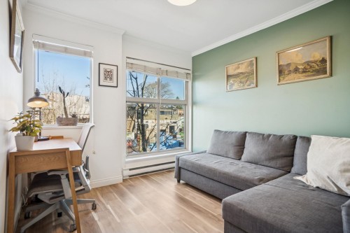 305-688 16Th Avenue E, Vancouver, BC 