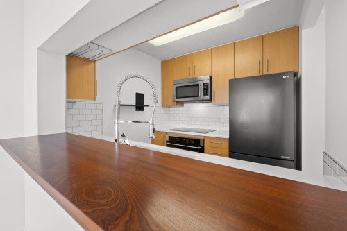 610-3660 Vanness Avenue, Vancouver, BC 