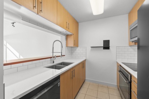 610-3660 Vanness Avenue, Vancouver, BC 