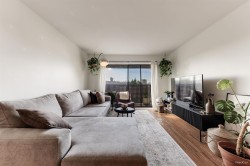 408-2215 Dundas Street  Vancouver, BC V5L 1J9