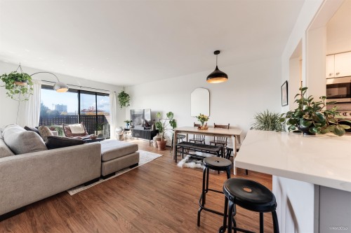 408-2215 Dundas Street, Vancouver, BC 