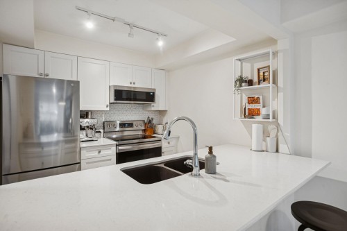 103-1515 6Th Avenue E, Vancouver, BC 