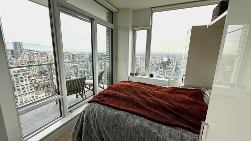 3804-1283 Howe Street, Vancouver, BC 