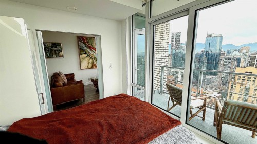 3804-1283 Howe Street, Vancouver, BC 