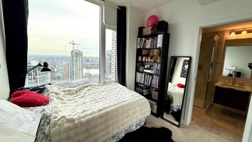 3804-1283 Howe Street, Vancouver, BC 