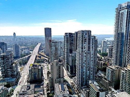 3804-1283 Howe Street, Vancouver, BC 