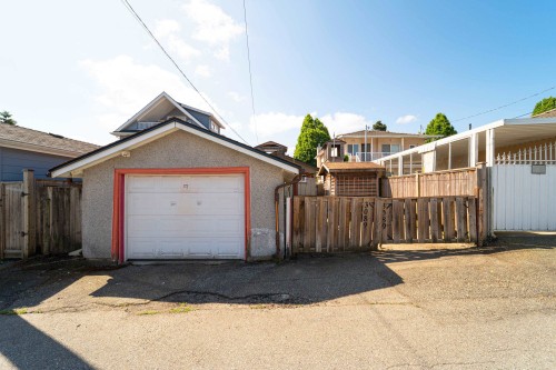 3089 1St Avenue E, Vancouver, BC 