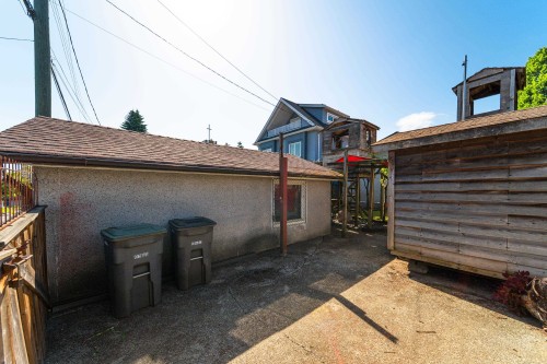 3089 1St Avenue E, Vancouver, BC 