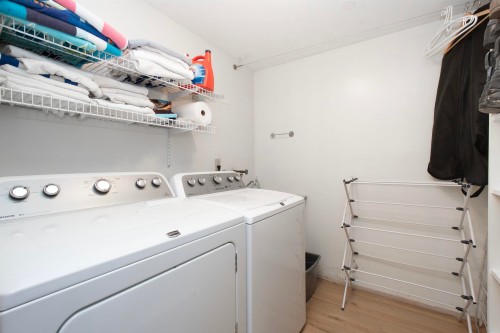 5-229 8Th Street E, North Vancouver, BC 