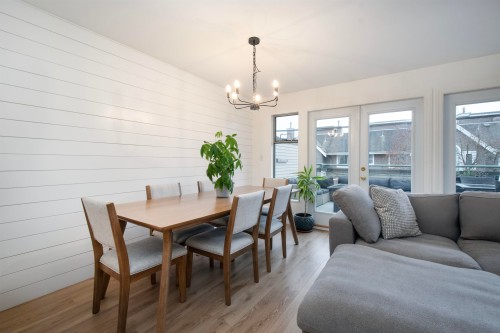 5-229 8Th Street E, North Vancouver, BC 