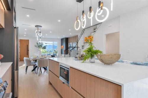 1-7750 Mayfield Street, Burnaby, BC 