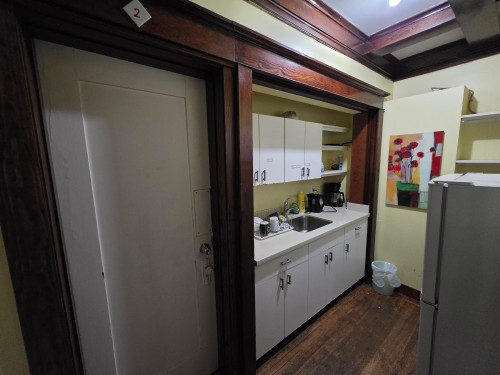 387 13Th Avenue W, Vancouver, BC 