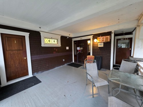 387 13Th Avenue W, Vancouver, BC 