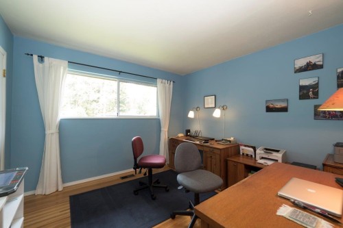 4302 Carolyn Drive, North Vancouver, BC 