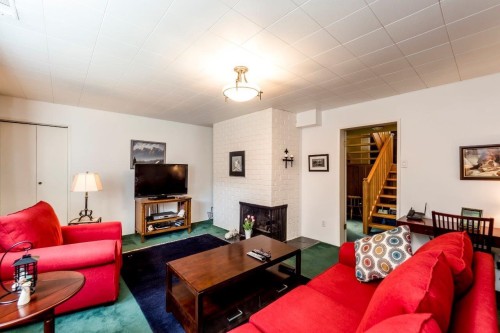 4302 Carolyn Drive, North Vancouver, BC 