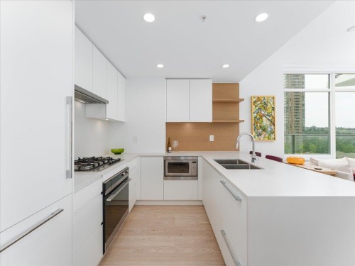 502-2181 Madison Avenue, Burnaby, BC 