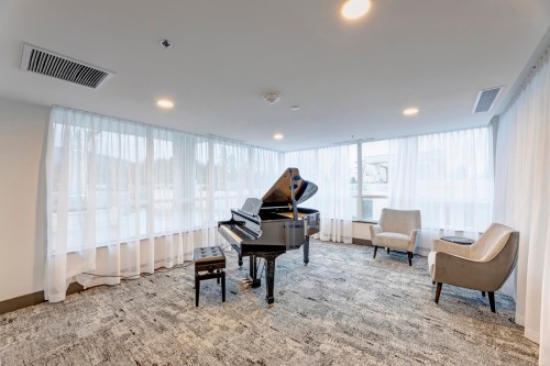 301-1675 Lions Gate Lane, North Vancouver, BC 