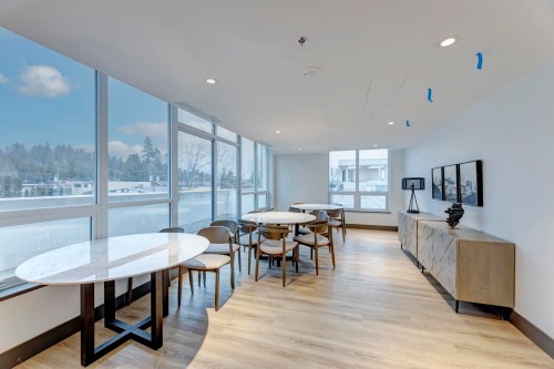 301-1675 Lions Gate Lane, North Vancouver, BC 