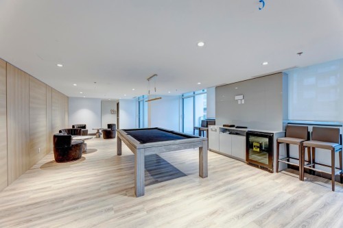 301-1675 Lions Gate Lane, North Vancouver, BC 