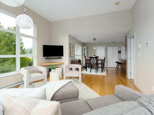 402-3732 Mt Seymour Parkway, North Vancouver, BC 