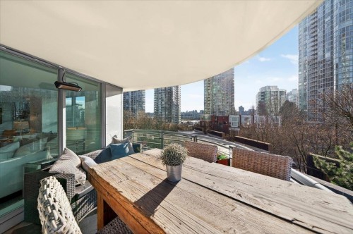 603-1009 Expo Boulevard, Vancouver, BC 