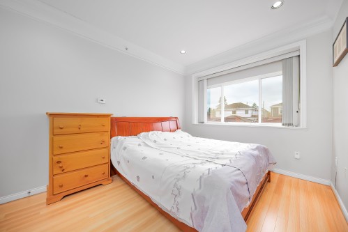 3320 43Rd Avenue E, Vancouver, BC 