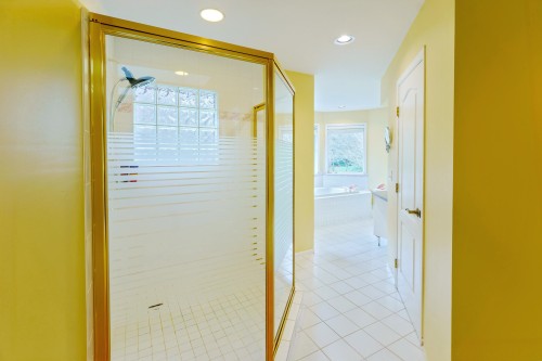 26245 124 Avenue, Maple Ridge, BC 