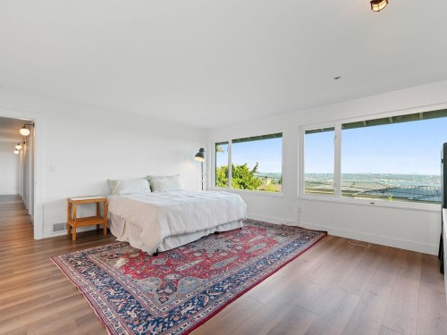 1040 Crestline Road, West Vancouver, BC 