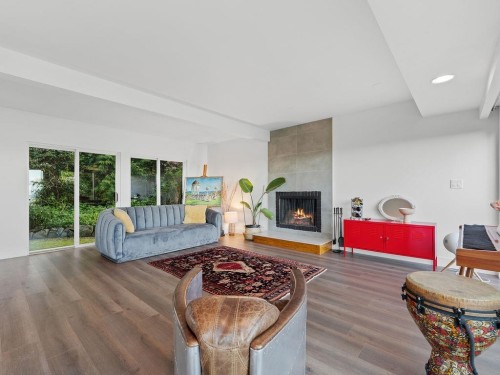 1040 Crestline Road, West Vancouver, BC 