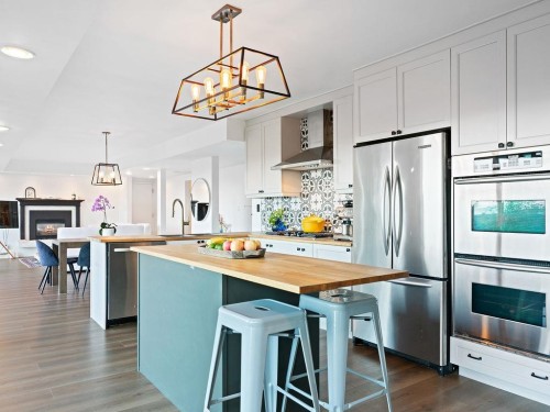 1040 Crestline Road, West Vancouver, BC 