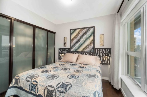 213-1288 Chesterfield Avenue, North Vancouver, BC 