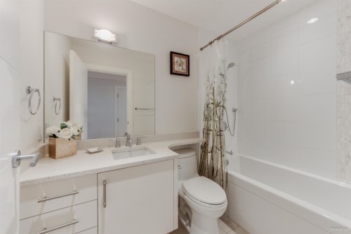 1020 Eyremount Drive, West Vancouver, BC 