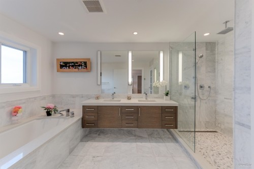 1020 Eyremount Drive, West Vancouver, BC 