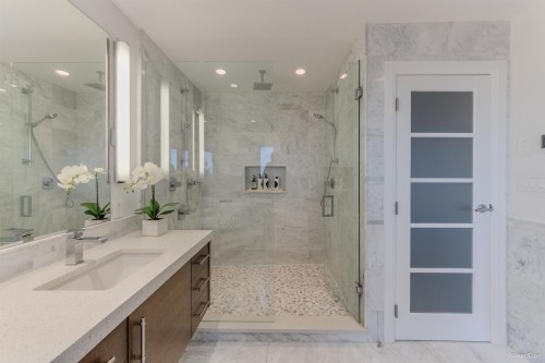 1020 Eyremount Drive, West Vancouver, BC 