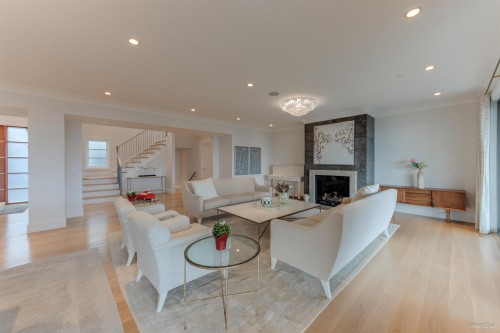 1020 Eyremount Drive, West Vancouver, BC 