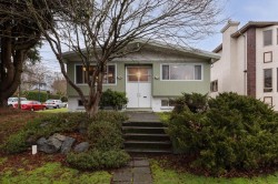 191 60th Avenue W Vancouver, BC V5X 1Z3