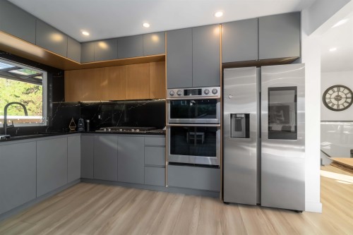 3837 Sunnycrest Drive, North Vancouver, BC 