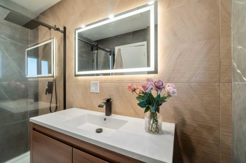 3837 Sunnycrest Drive, North Vancouver, BC 