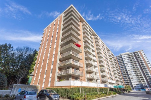 315-2012 Fullerton Avenue  North Vancouver, BC V7P 3E3