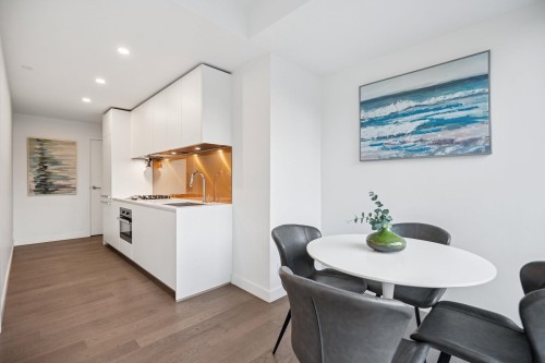 808-1480 Howe Street, Vancouver, BC 