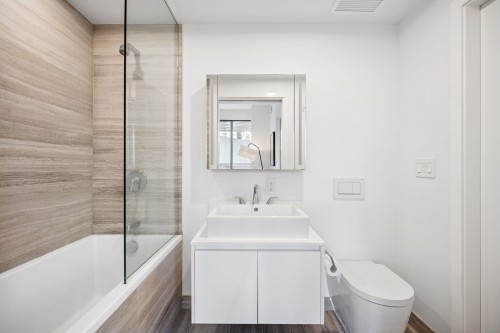 808-1480 Howe Street, Vancouver, BC 