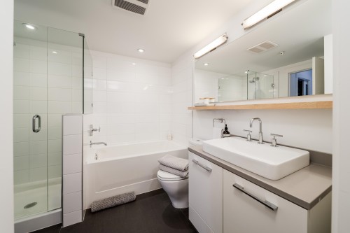 210-2468 Bayswater Street, Vancouver, BC 