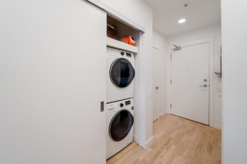 210-2468 Bayswater Street, Vancouver, BC 