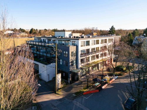 210-2468 Bayswater Street, Vancouver, BC 