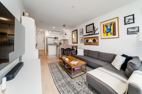 210-2468 Bayswater Street, Vancouver, BC 