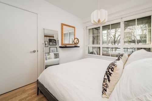 210-2468 Bayswater Street, Vancouver, BC 