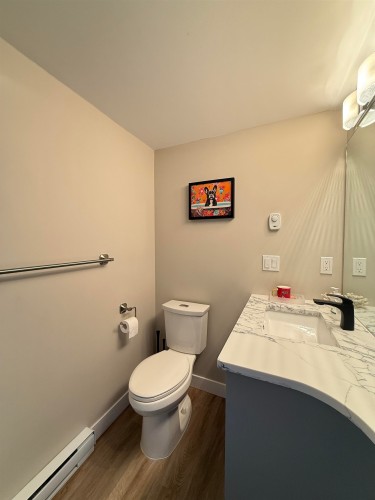 9566 Tomicki Avenue, Richmond, BC 