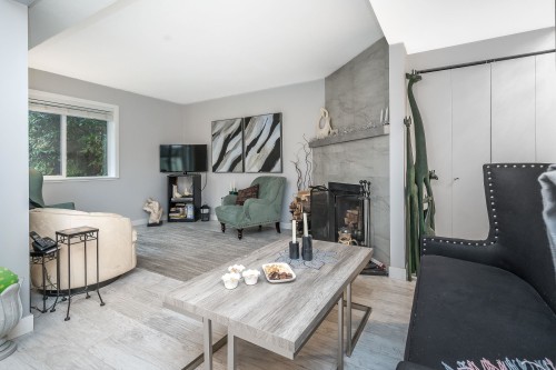 11956 214 Street, Maple Ridge, BC 