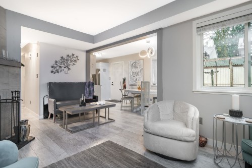 11956 214 Street, Maple Ridge, BC 